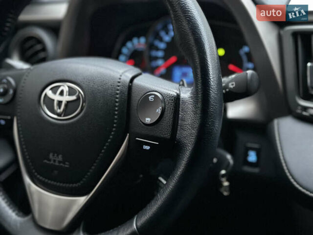 Червоний Тойота РАВ 4, об'ємом двигуна 2.23 л та пробігом 73 тис. км за 21900 $, фото 19 на Automoto.ua