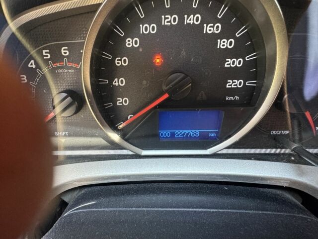 Красный Тойота РАВ 4, объемом двигателя 2 л и пробегом 228 тыс. км за 14000 $, фото 1 на Automoto.ua