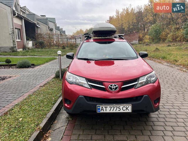 Красный Тойота РАВ 4, объемом двигателя 2.49 л и пробегом 206 тыс. км за 16500 $, фото 2 на Automoto.ua
