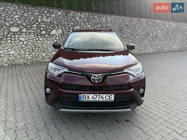 Червоний Тойота РАВ 4, об'ємом двигуна 2.23 л та пробігом 140 тис. км за 22500 $, фото 3 на Automoto.ua