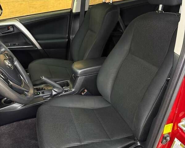 Червоний Тойота РАВ 4, об'ємом двигуна 2.49 л та пробігом 90 тис. км за 18500 $, фото 5 на Automoto.ua