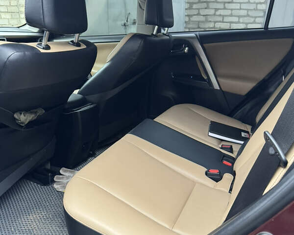 Красный Тойота РАВ 4, объемом двигателя 2.23 л и пробегом 214 тыс. км за 22000 $, фото 19 на Automoto.ua