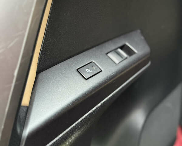 Красный Тойота РАВ 4, объемом двигателя 2.23 л и пробегом 214 тыс. км за 22000 $, фото 17 на Automoto.ua