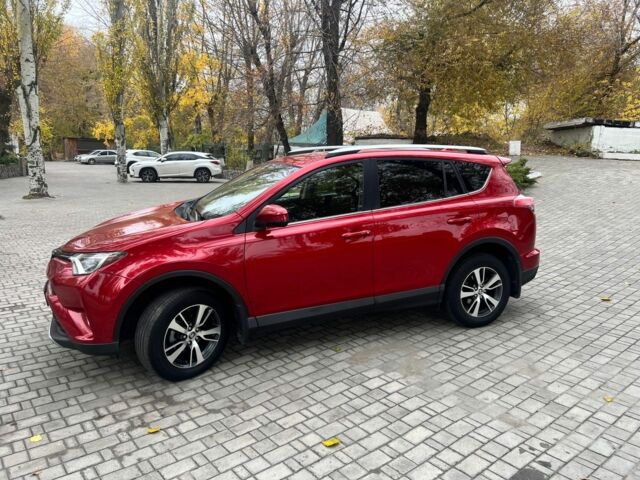 Красный Тойота РАВ 4, объемом двигателя 2.5 л и пробегом 91 тыс. км за 17500 $, фото 1 на Automoto.ua