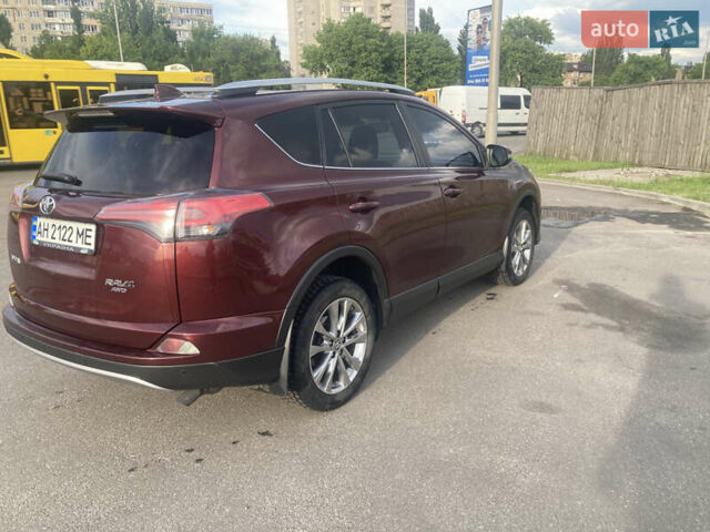 Червоний Тойота РАВ 4, об'ємом двигуна 2.2 л та пробігом 126 тис. км за 22500 $, фото 2 на Automoto.ua