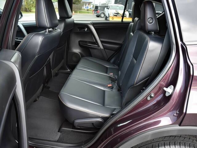 Червоний Тойота РАВ 4, об'ємом двигуна 2.5 л та пробігом 78 тис. км за 7200 $, фото 13 на Automoto.ua