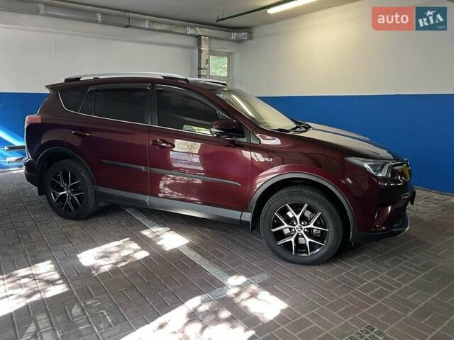 Красный Тойота РАВ 4, объемом двигателя 2.49 л и пробегом 223 тыс. км за 19000 $, фото 3 на Automoto.ua