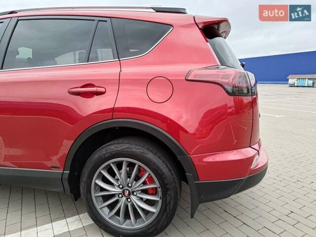 Красный Тойота РАВ 4, объемом двигателя 2.49 л и пробегом 143 тыс. км за 24000 $, фото 12 на Automoto.ua