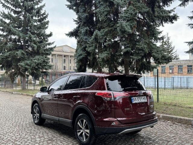 Тойота РАВ 4 2016 в Кропивницком (Кировограде) на Automoto.ua Красный Тойота РАВ 4, объемом двигателя 2.2 л и пробегом 191 тыс. км за 17500 $, фото 6 на Automoto.ua