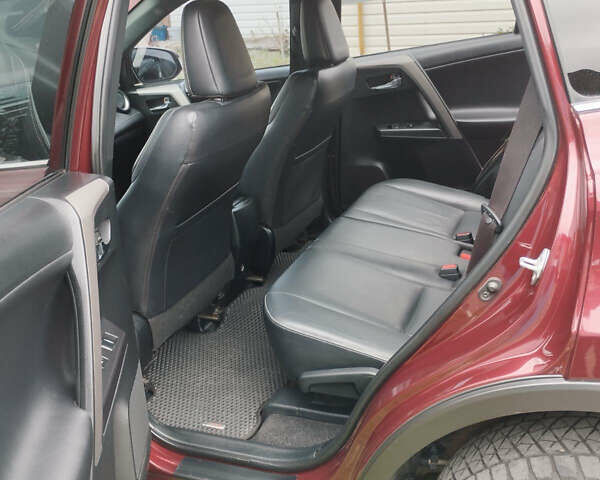 Червоний Тойота РАВ 4, об'ємом двигуна 2.2 л та пробігом 126 тис. км за 22500 $, фото 6 на Automoto.ua