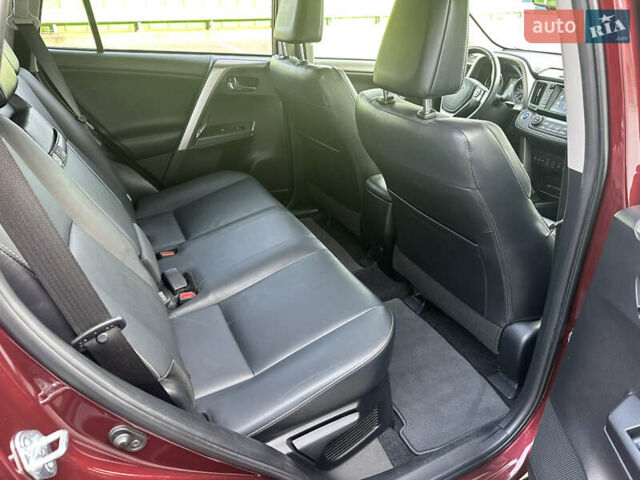 Красный Тойота РАВ 4, объемом двигателя 2.49 л и пробегом 77 тыс. км за 22000 $, фото 22 на Automoto.ua