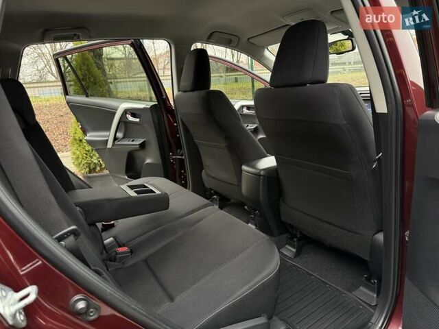 Красный Тойота РАВ 4, объемом двигателя 2.23 л и пробегом 112 тыс. км за 23500 $, фото 40 на Automoto.ua