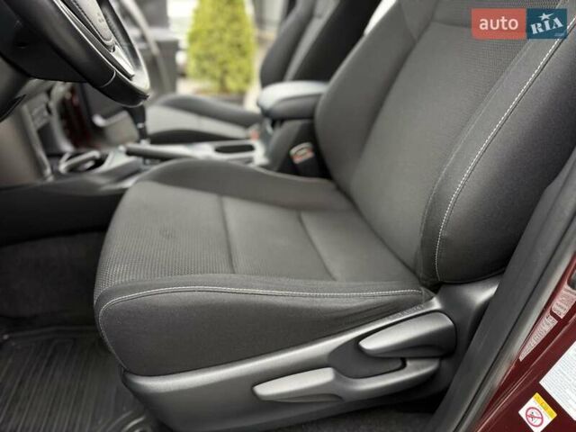 Красный Тойота РАВ 4, объемом двигателя 2.23 л и пробегом 112 тыс. км за 23500 $, фото 45 на Automoto.ua