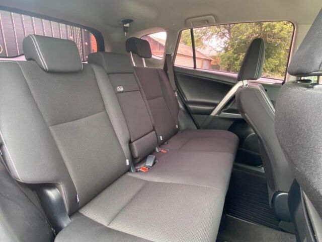 Красный Тойота РАВ 4, объемом двигателя 2.5 л и пробегом 135 тыс. км за 23000 $, фото 12 на Automoto.ua