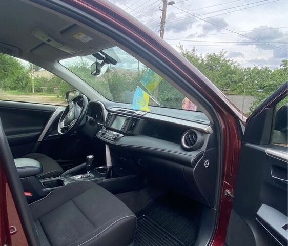 Красный Тойота РАВ 4, объемом двигателя 2.5 л и пробегом 135 тыс. км за 23000 $, фото 8 на Automoto.ua