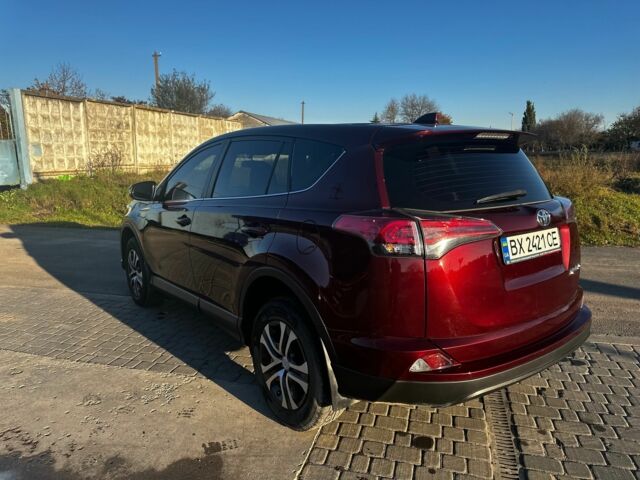Червоний Тойота РАВ 4, об'ємом двигуна 2 л та пробігом 63 тис. км за 21000 $, фото 5 на Automoto.ua