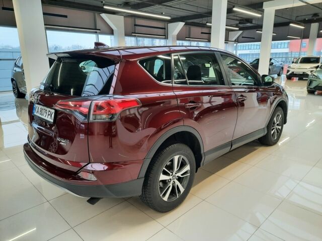 Красный Тойота РАВ 4, объемом двигателя 2.2 л и пробегом 168 тыс. км за 18999 $, фото 2 на Automoto.ua