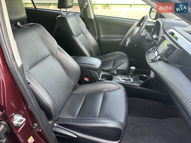 Красный Тойота РАВ 4, объемом двигателя 2.49 л и пробегом 77 тыс. км за 22000 $, фото 26 на Automoto.ua