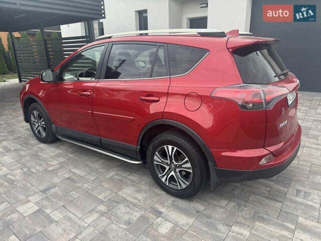 Красный Тойота РАВ 4, объемом двигателя 2.49 л и пробегом 95 тыс. км за 21000 $, фото 5 на Automoto.ua