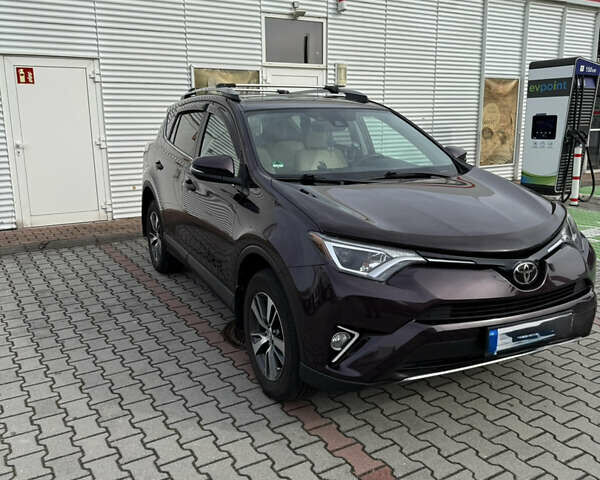 Червоний Тойота РАВ 4, об'ємом двигуна 2.49 л та пробігом 157 тис. км за 21200 $, фото 3 на Automoto.ua