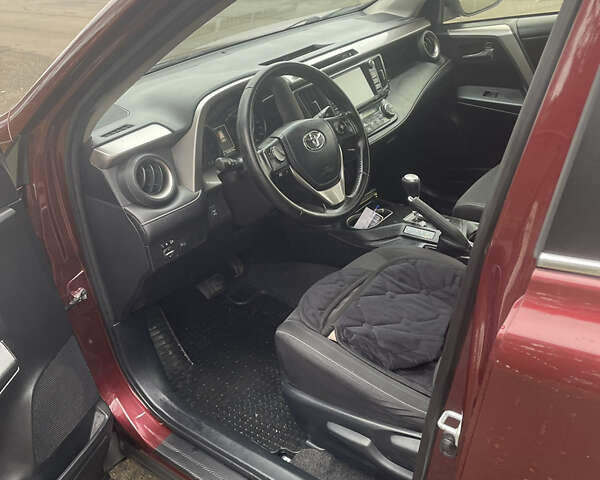 Красный Тойота РАВ 4, объемом двигателя 2.23 л и пробегом 150 тыс. км за 23000 $, фото 3 на Automoto.ua