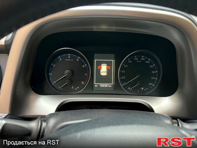 Тойота РАВ 4 2017 у Києві на Automoto.ua Червоний Тойота РАВ 4, об'ємом двигуна 2 л та пробігом 99 тис. км за 20900 $, фото 7 на Automoto.ua