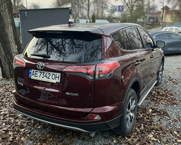 Красный Тойота РАВ 4, объемом двигателя 1.99 л и пробегом 96 тыс. км за 21000 $, фото 3 на Automoto.ua