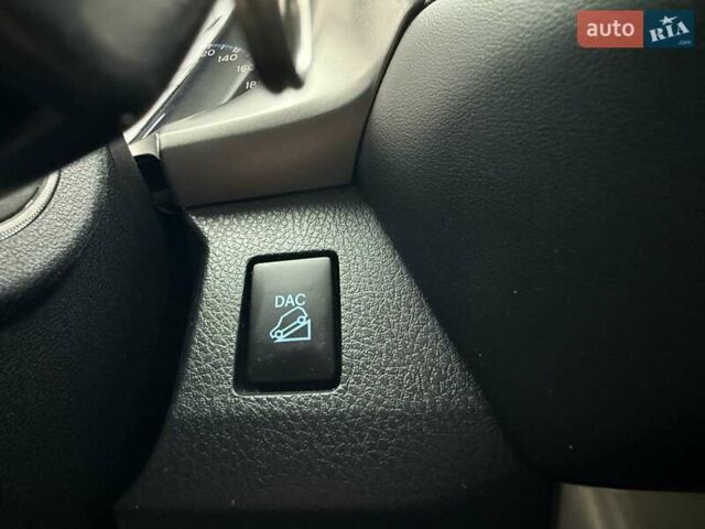 Красный Тойота РАВ 4, объемом двигателя 2.23 л и пробегом 112 тыс. км за 23500 $, фото 56 на Automoto.ua