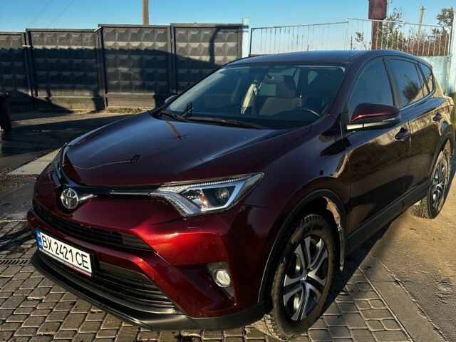 Червоний Тойота РАВ 4, об'ємом двигуна 2 л та пробігом 63 тис. км за 21000 $, фото 1 на Automoto.ua