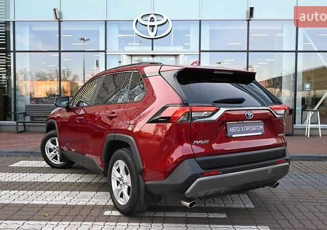 Червоний Тойота РАВ 4, об'ємом двигуна 2.49 л та пробігом 112 тис. км за 27900 $, фото 1 на Automoto.ua