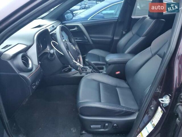 Красный Тойота РАВ 4, объемом двигателя 2.49 л и пробегом 147 тыс. км за 5400 $, фото 6 на Automoto.ua