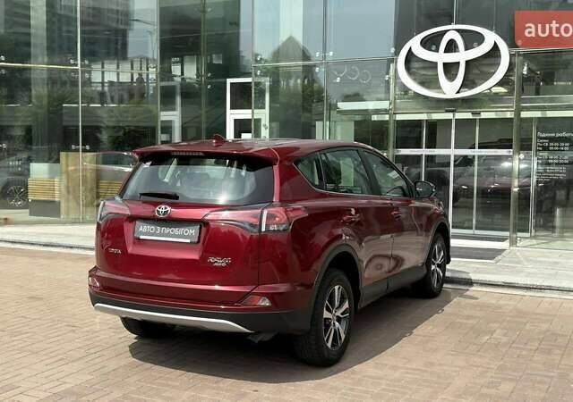 Червоний Тойота РАВ 4, об'ємом двигуна 1.99 л та пробігом 62 тис. км за 25666 $, фото 16 на Automoto.ua