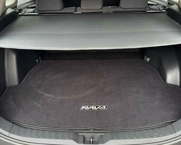 Красный Тойота РАВ 4, объемом двигателя 2.49 л и пробегом 69 тыс. км за 21500 $, фото 19 на Automoto.ua