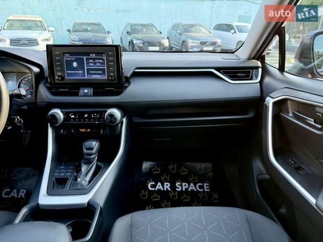 Червоний Тойота РАВ 4, об'ємом двигуна 2.49 л та пробігом 130 тис. км за 21799 $, фото 18 на Automoto.ua