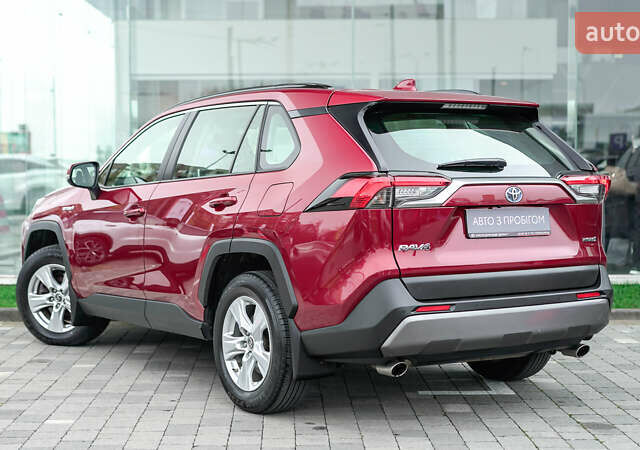 Красный Тойота РАВ 4, объемом двигателя 2.49 л и пробегом 72 тыс. км за 30135 $, фото 1 на Automoto.ua