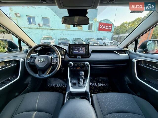 Червоний Тойота РАВ 4, об'ємом двигуна 2.49 л та пробігом 130 тис. км за 21799 $, фото 16 на Automoto.ua