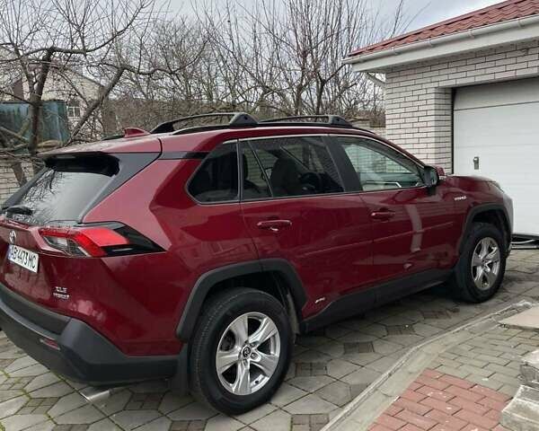 Червоний Тойота РАВ 4, об'ємом двигуна 2.49 л та пробігом 61 тис. км за 31869 $, фото 3 на Automoto.ua