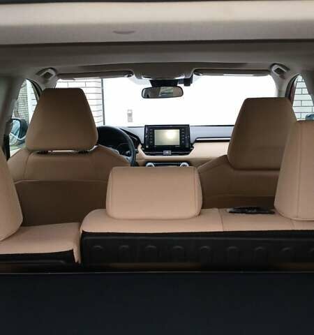 Червоний Тойота РАВ 4, об'ємом двигуна 2.49 л та пробігом 61 тис. км за 31869 $, фото 9 на Automoto.ua