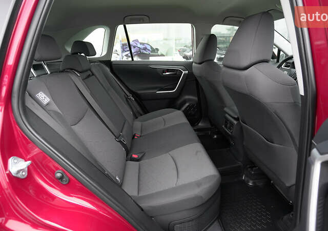 Красный Тойота РАВ 4, объемом двигателя 2.49 л и пробегом 72 тыс. км за 30135 $, фото 6 на Automoto.ua