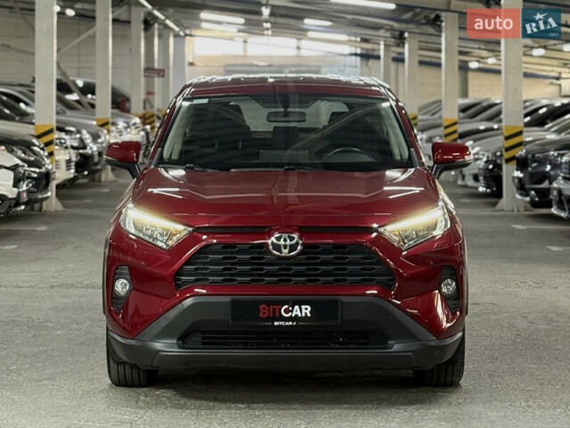 Красный Тойота РАВ 4, объемом двигателя 1.99 л и пробегом 68 тыс. км за 24900 $, фото 2 на Automoto.ua