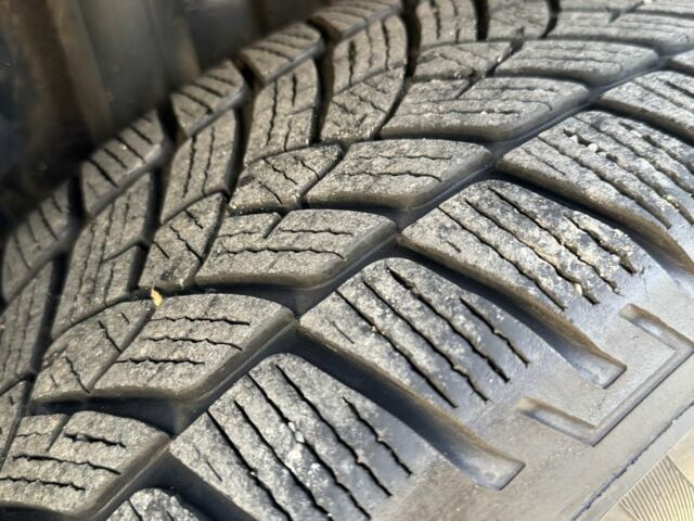 Червоний Тойота РАВ 4, об'ємом двигуна 2.5 л та пробігом 130 тис. км за 21799 $, фото 23 на Automoto.ua