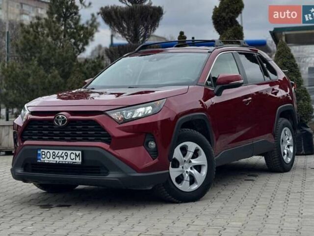 Красный Тойота РАВ 4, объемом двигателя 2.49 л и пробегом 65 тыс. км за 20000 $, фото 1 на Automoto.ua