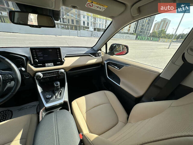 Красный Тойота РАВ 4, объемом двигателя 1.99 л и пробегом 12 тыс. км за 33800 $, фото 70 на Automoto.ua