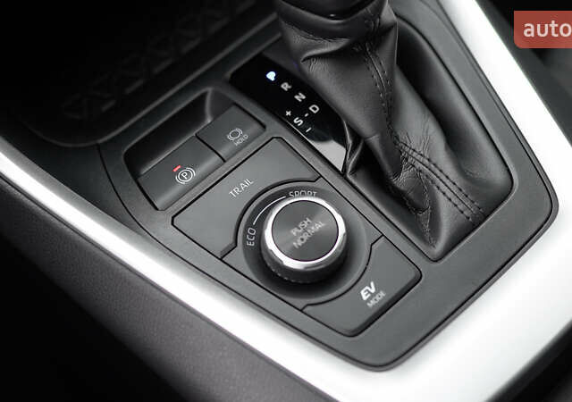 Красный Тойота РАВ 4, объемом двигателя 2.49 л и пробегом 72 тыс. км за 30135 $, фото 23 на Automoto.ua