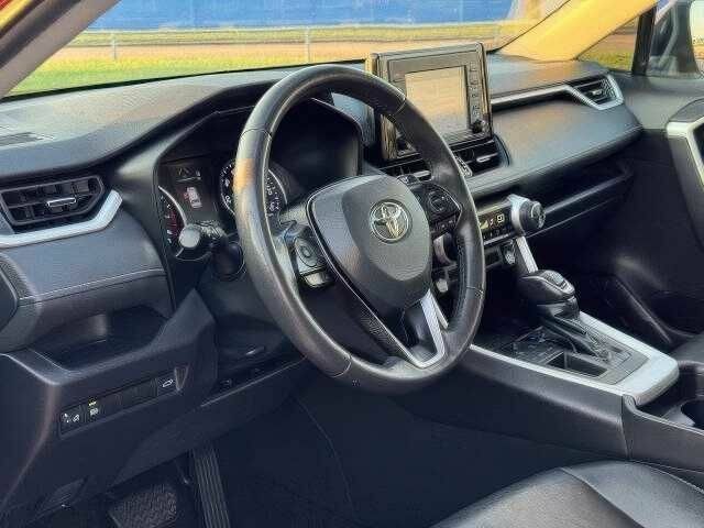 Красный Тойота РАВ 4, объемом двигателя 2.5 л и пробегом 69 тыс. км за 284 $, фото 6 на Automoto.ua