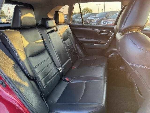 Красный Тойота РАВ 4, объемом двигателя 2.5 л и пробегом 69 тыс. км за 284 $, фото 12 на Automoto.ua