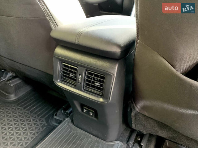 Красный Тойота РАВ 4, объемом двигателя 2 л и пробегом 87 тыс. км за 25400 $, фото 21 на Automoto.ua