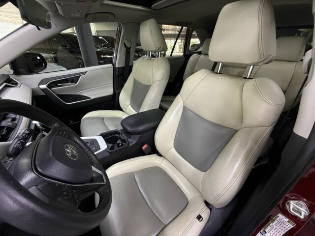 Червоний Тойота РАВ 4, об'ємом двигуна 2.5 л та пробігом 24 тис. км за 29900 $, фото 16 на Automoto.ua