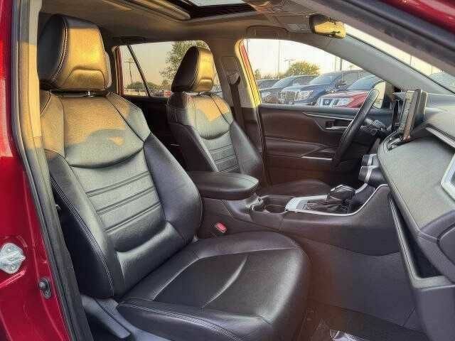 Красный Тойота РАВ 4, объемом двигателя 2.5 л и пробегом 69 тыс. км за 284 $, фото 11 на Automoto.ua