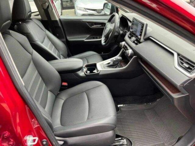 Красный Тойота РАВ 4, объемом двигателя 2.5 л и пробегом 10 тыс. км за 11800 $, фото 6 на Automoto.ua